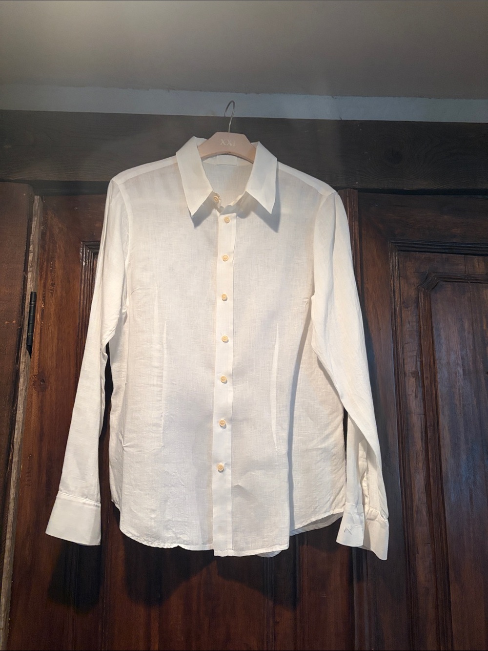 Classic White Linen Button-Down Shirt -women’s medium made 🇺🇸